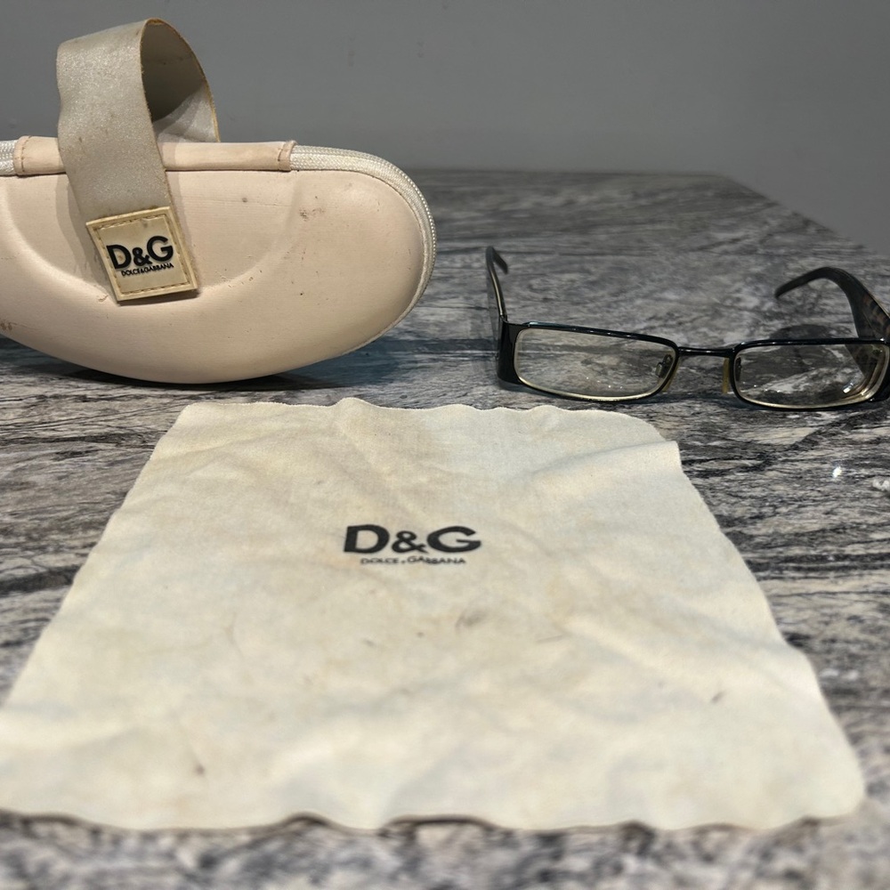 D&G Glasses with Cream Case